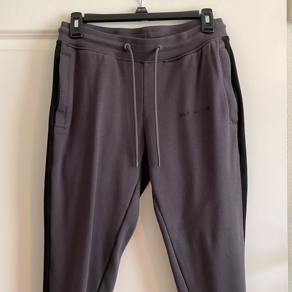 Alphalete Joggers